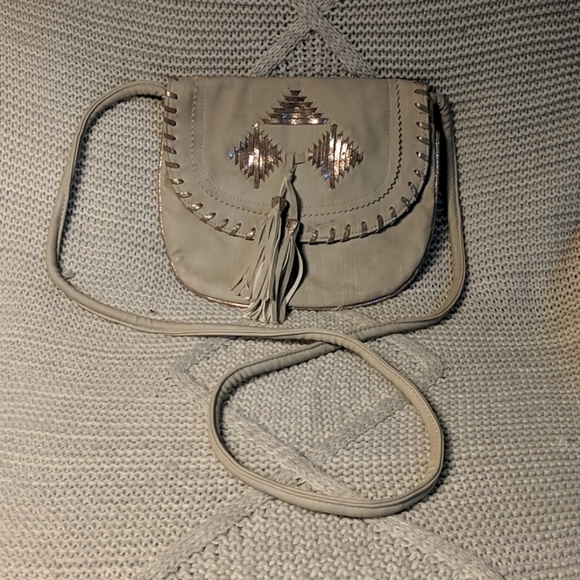 American Eagle Outfitters Handbags - ✨5/$25✨ American Eagle Outfitters crossbody